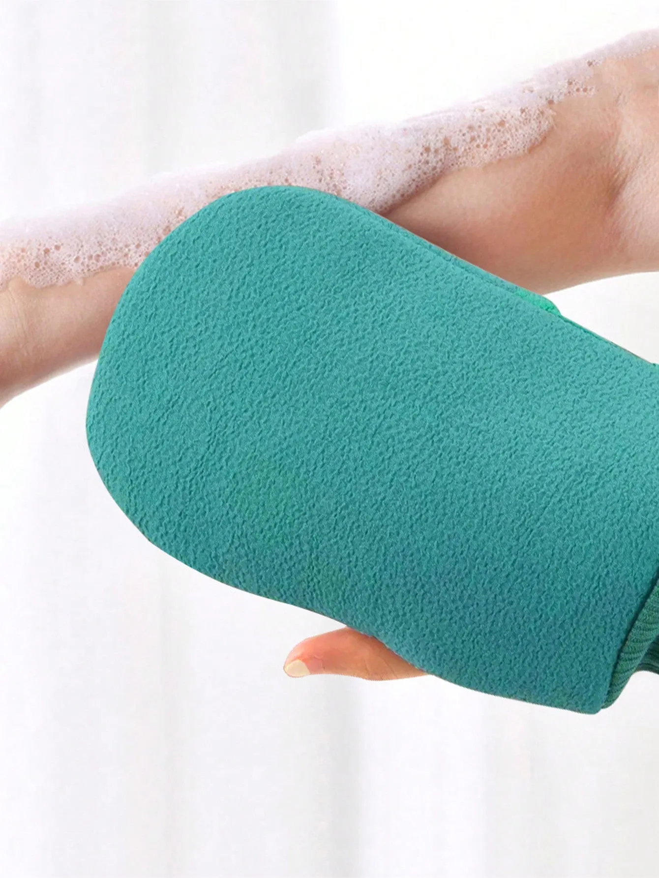 1pc Deep Exfoliating Mitt Smooth And Radiant - Body Scrubber Bath And Shower - Cleans Dead Dry - Gentle And Effective Exfoliating Glove Random Color