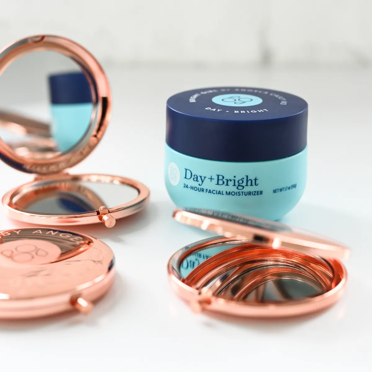 Bright Girl Day   Bright 24-Hour Facial Moisturizer