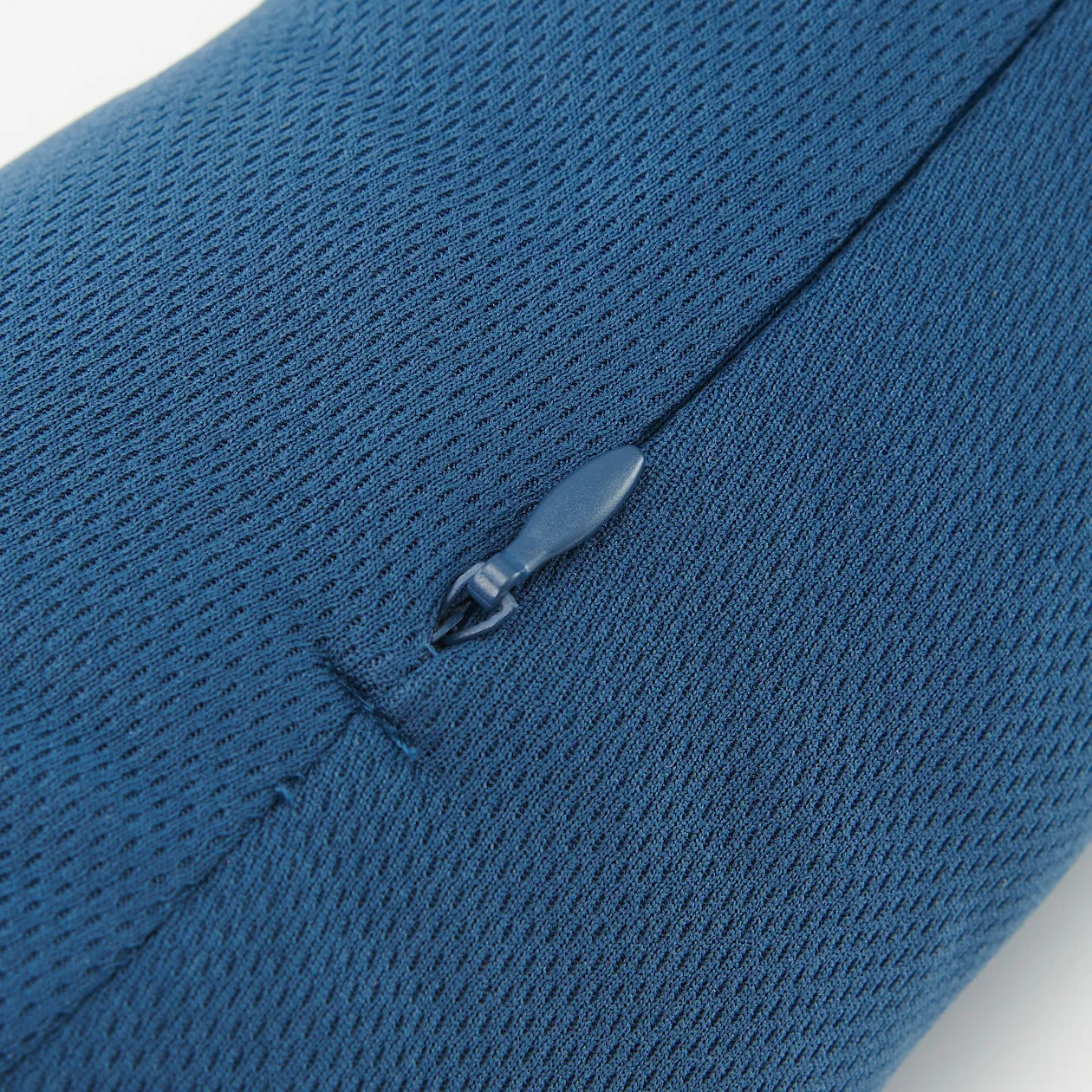 Fitting Neck Cushion - Curved