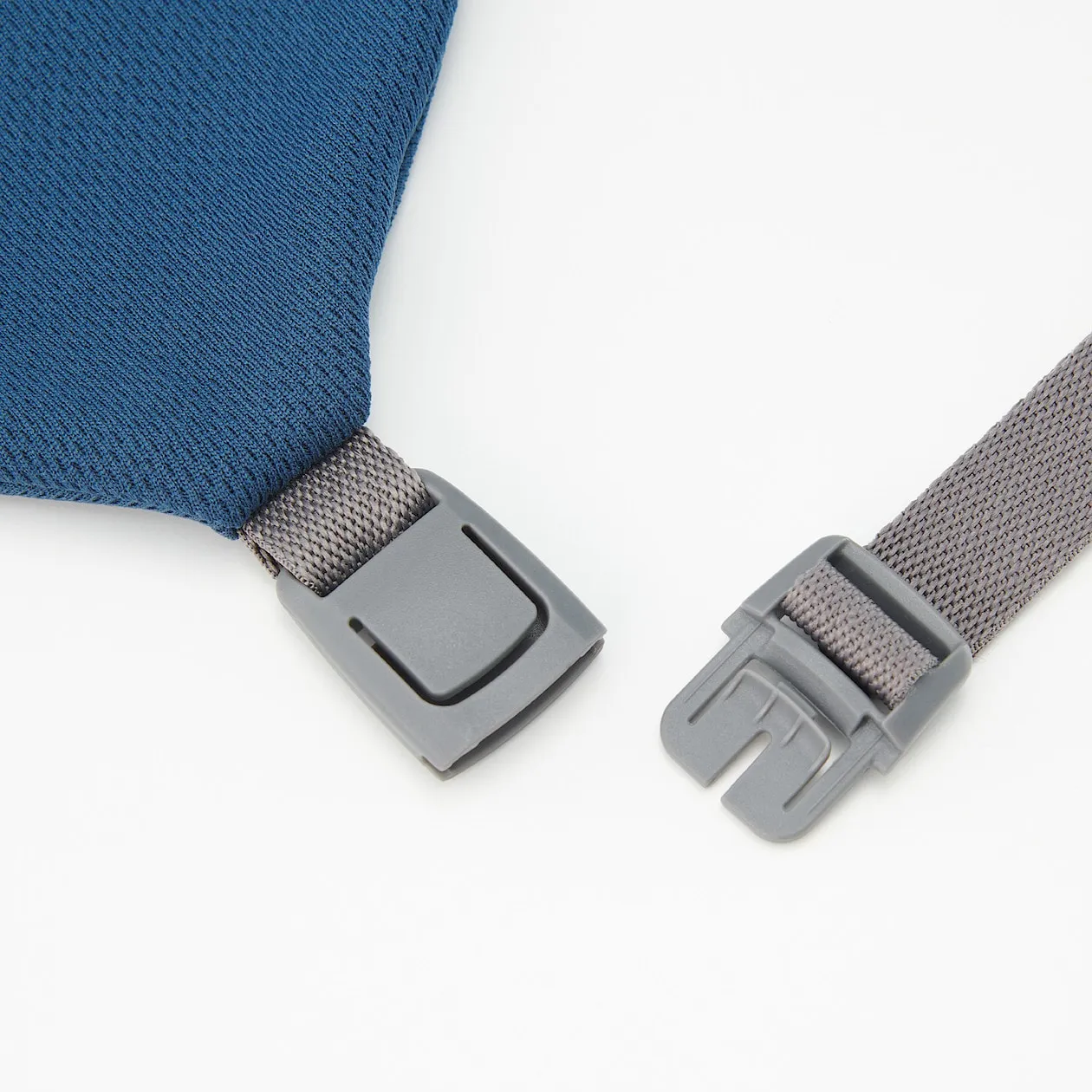 Fitting Neck Cushion - Curved