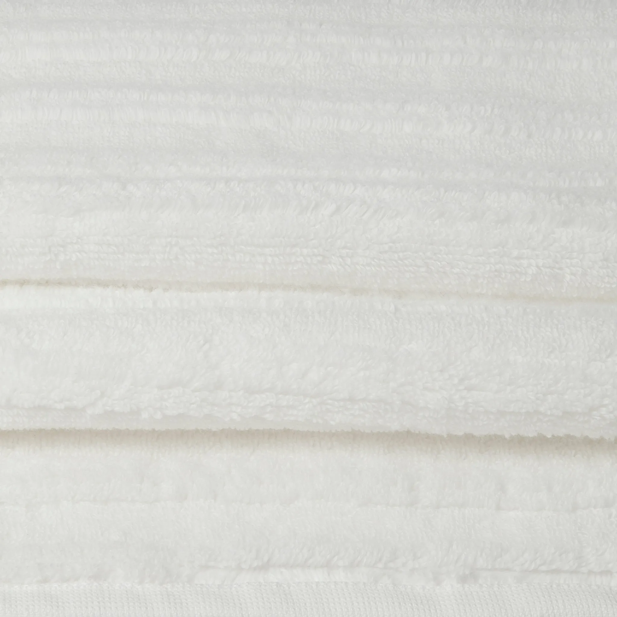 MORI Towels and Cowshed Relax Bath & Body Set